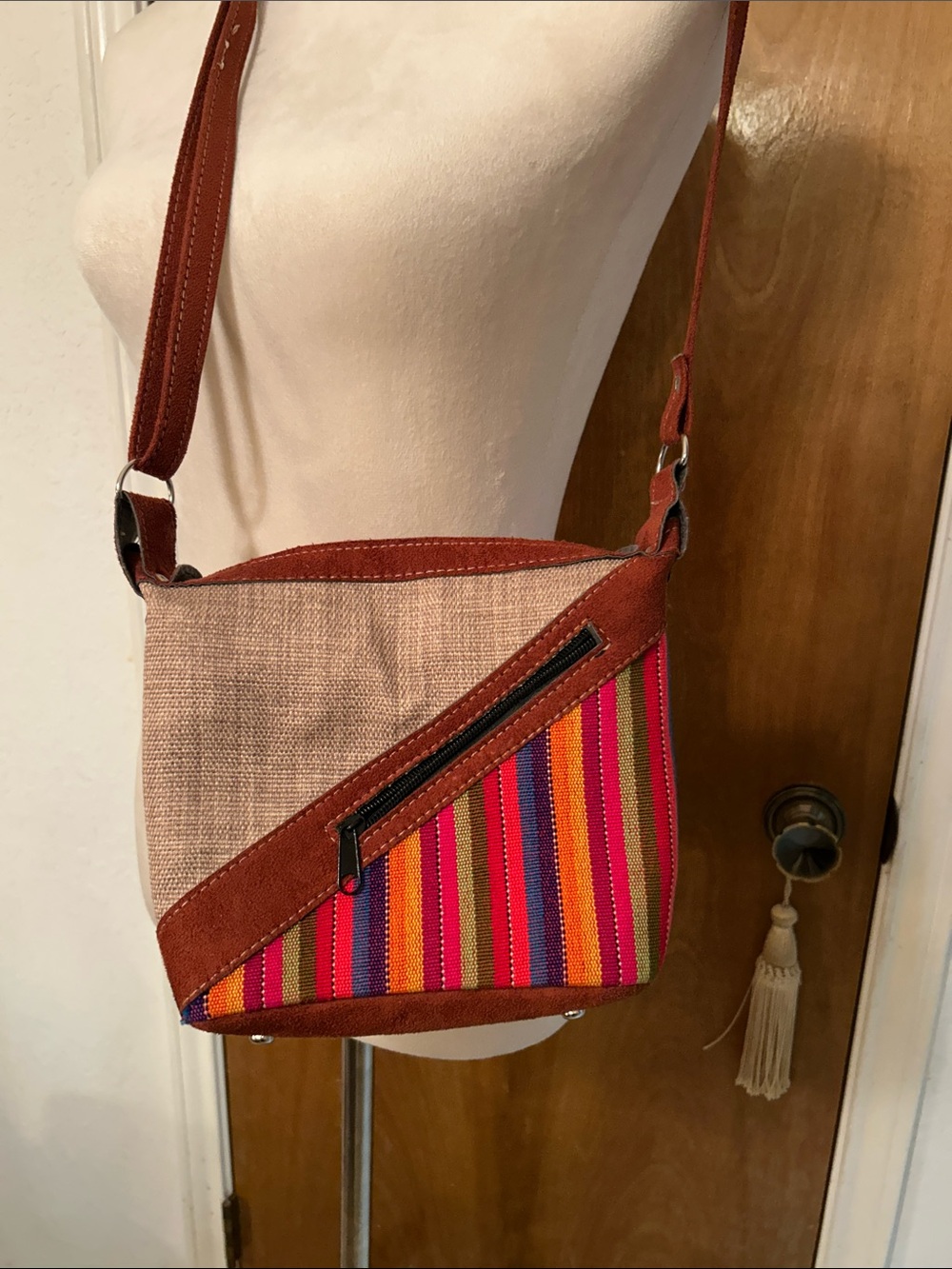 Guatemala Crossbody Shoulder Bag in Brown w/ Multicolor Stripe Accent. Like new.